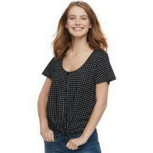 SO Short Sleeve Black & White Polka dots T…